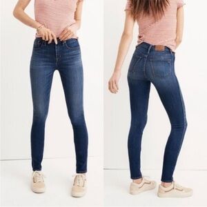 Madewell 10” high rise skinny dark wash jeans